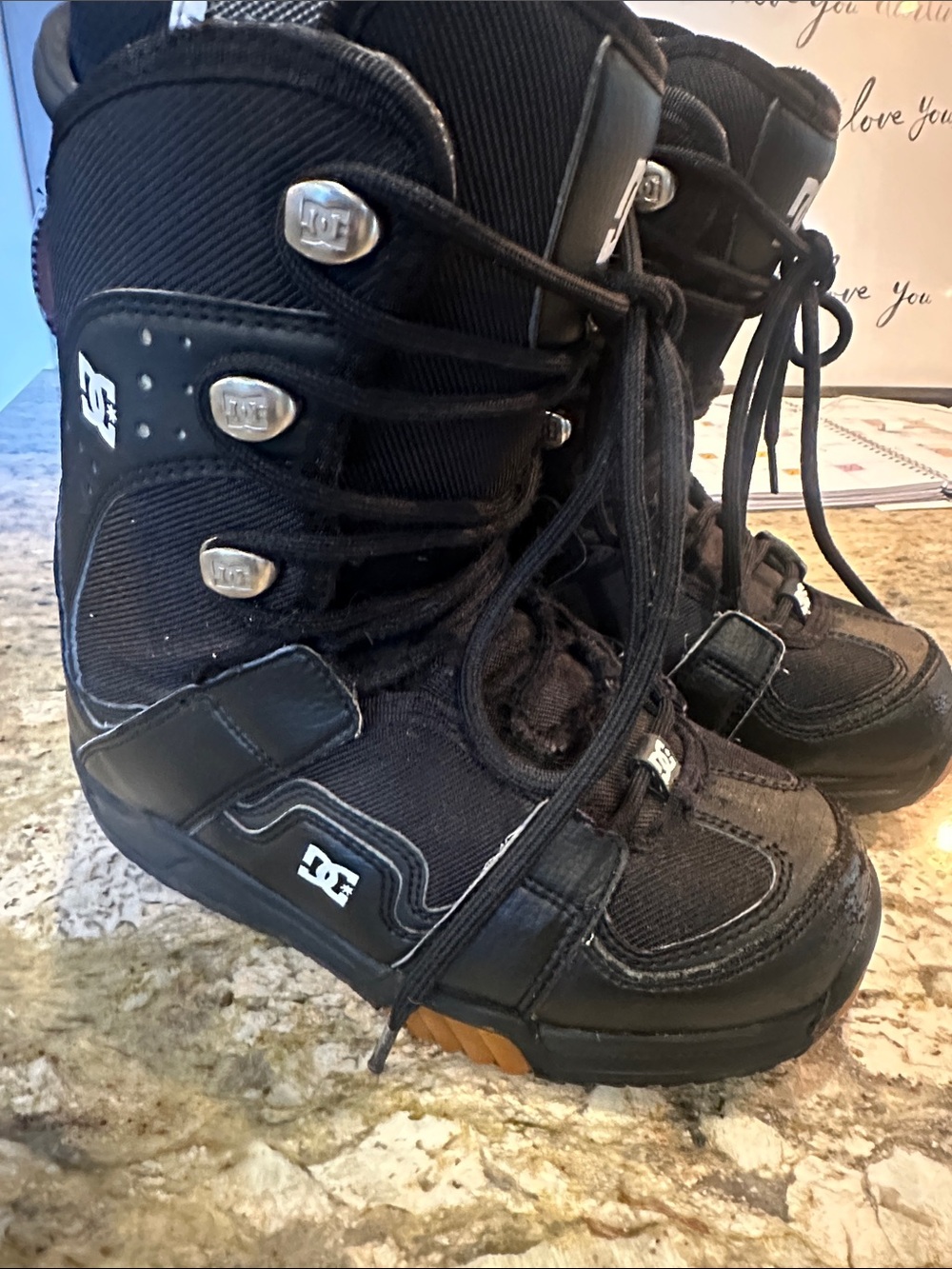 DC Kids Black Leather Snowboard Boots with Lace-Up Support